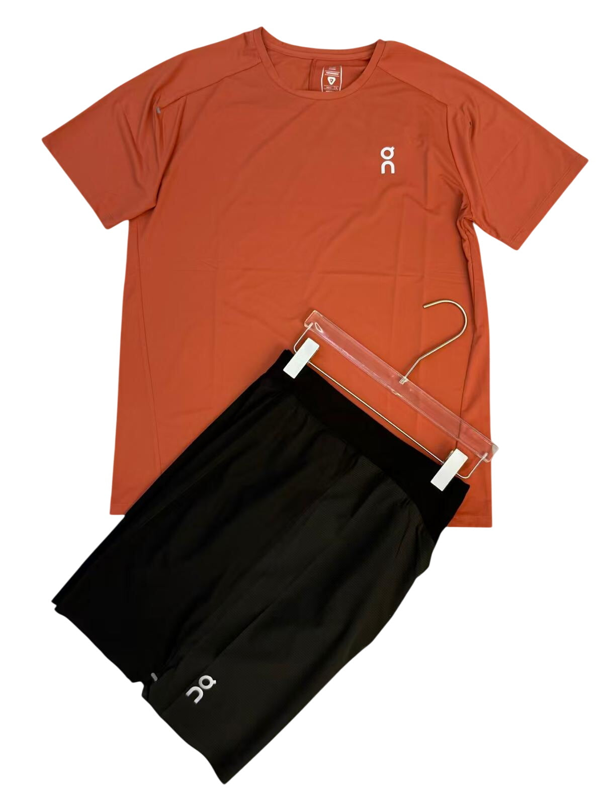 Ensemble ON Orange