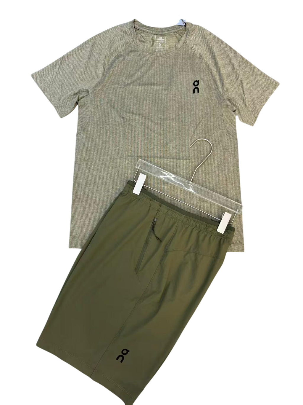 Ensemble ON Kaki